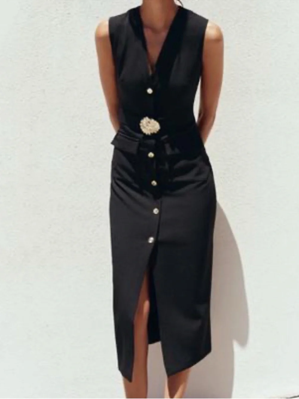 Zara Black Sleeveless Midi Dress with Gold Accent Buttons and Belt - Picture 2 of 6